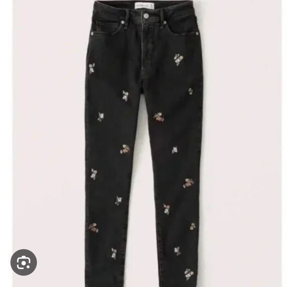 Abercrombie & Fitch Denim - Abercrombie & Fitch High Rise Super Skinny Embroidered Ankle Jeans
